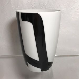 Menu Brand Thermocup LOVE Danish Designer Pernille Vea Limited Edition Cup LOVE
